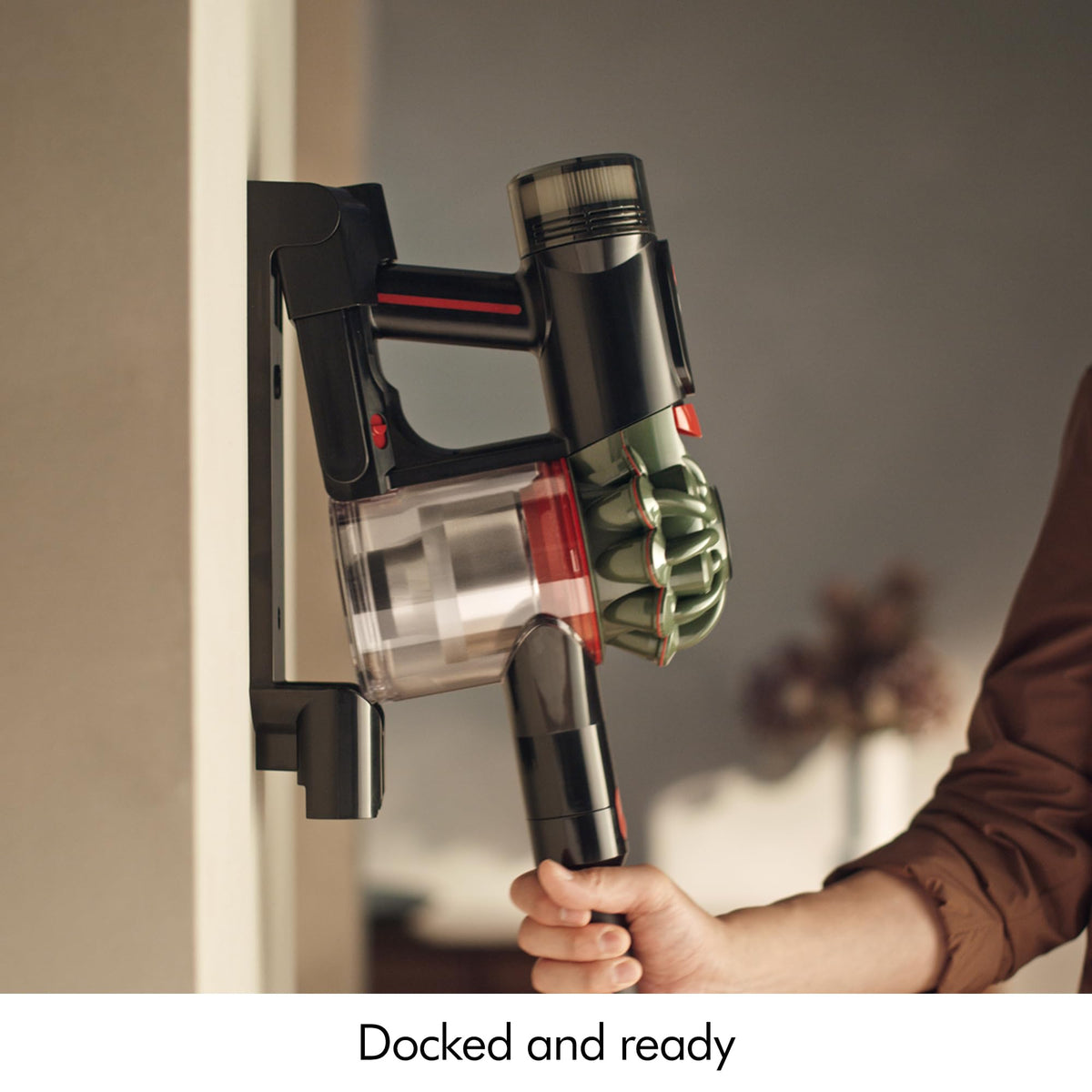 Dyson V8 Cyclone Cordless Vacuum Cleaner, 150 Air Watts, 60 Min Run Time